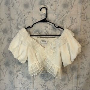 Do+Be Woman’s White Ruffle Crop Top CC